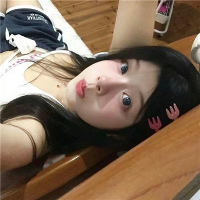 怪笑少女